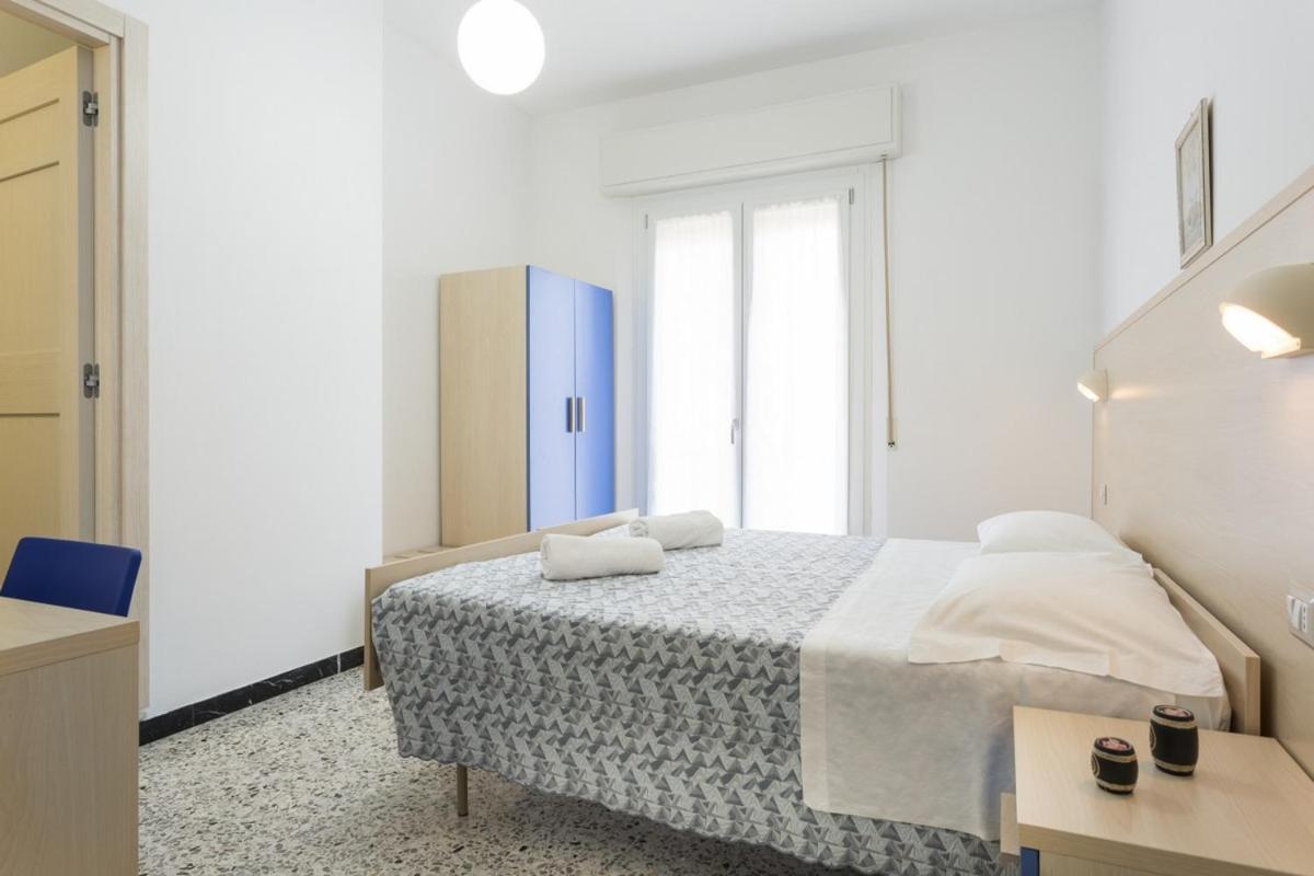 Room And Breakfast Da Laura Bellaria-Igea Marina Ngoại thất bức ảnh